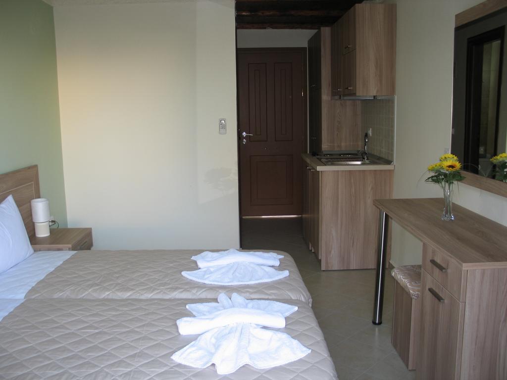 Koumeika Amfilissos Hotel חדר תמונה