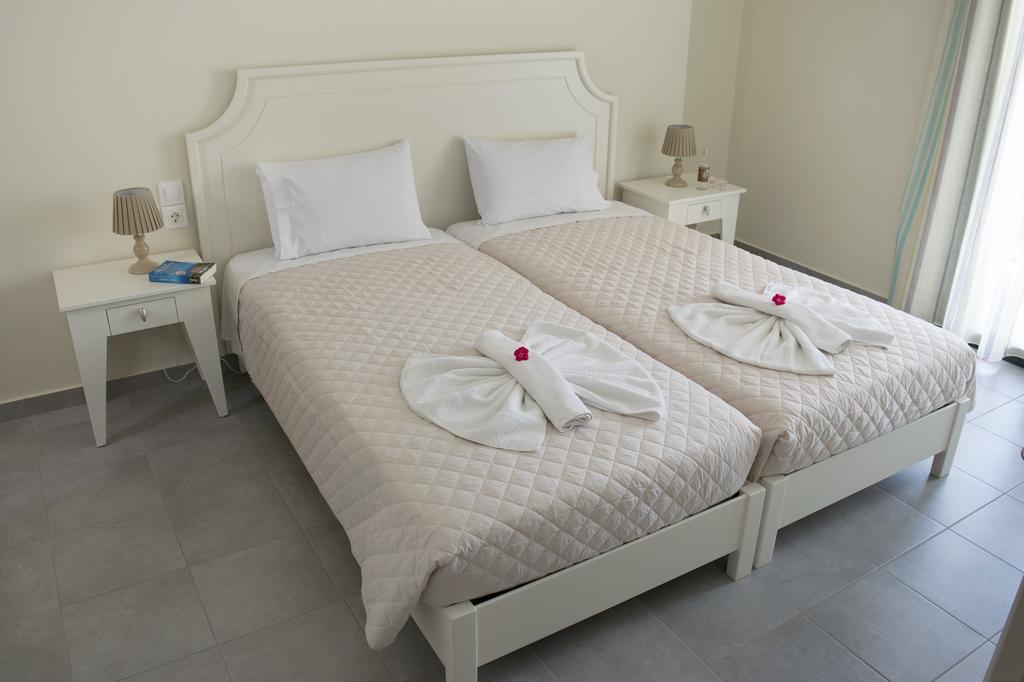 Koumeika Amfilissos Hotel מראה חיצוני תמונה