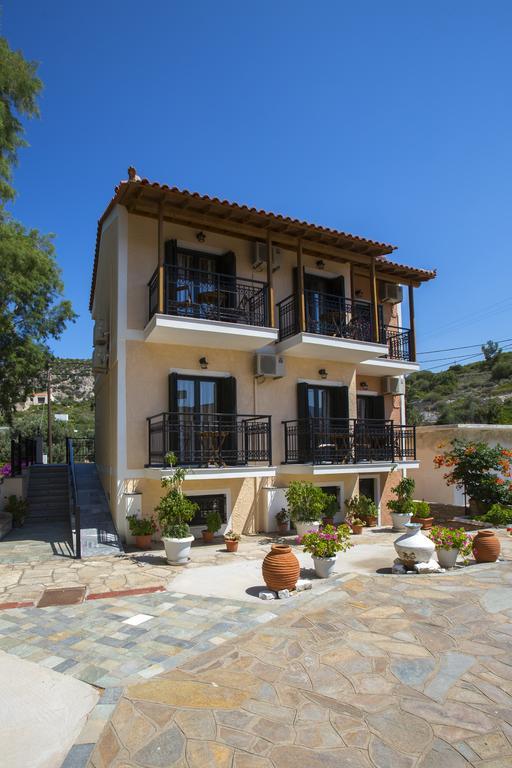 Koumeika Amfilissos Hotel מראה חיצוני תמונה